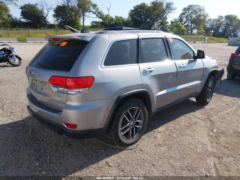 2017 Jeep Grand Cherokee Limited 4x4 VIN 1C4RJFBG7HC861302 фото 4