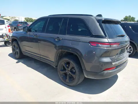 2024 Jeep Grand Cherokee Limited 4x4 VIN 1C4RJHBG7RC166413 фото 3