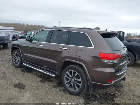 2017 Jeep Grand Cherokee Overland 4x4 VIN 1C4RJFCG3HC790324 фото 3