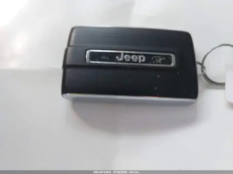 2022 Jeep Grand Cherokee Overland 4x4 VIN 1C4RJHDG5N8564696 фото 11