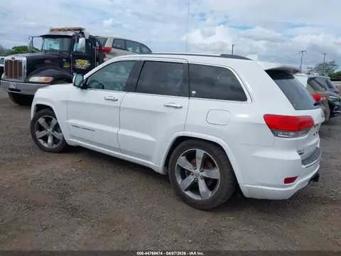 2015 Jeep Grand Cherokee Overland VIN 1C4RJFCM0FC747322 фото 3