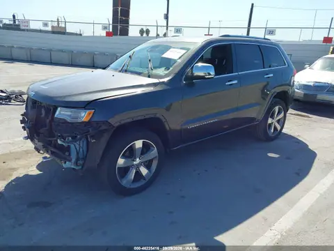 2015 Jeep Grand Cherokee Overland VIN 1C4RJFCG9FC833559 фото 2