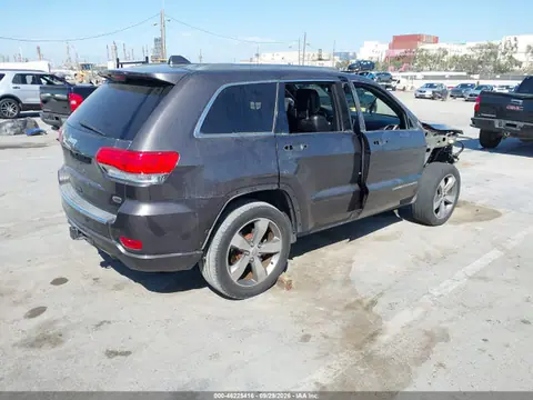 2015 Jeep Grand Cherokee Overland VIN 1C4RJFCG9FC833559 фото 4
