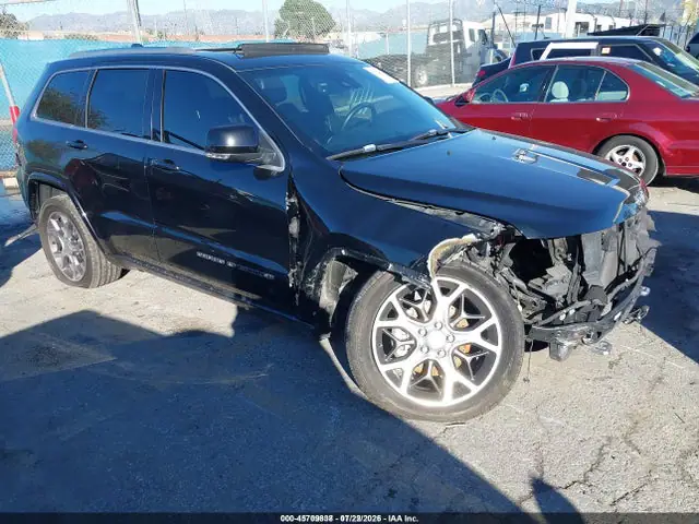 1C4RJEBG5JC204837 — 2018 Jeep Grand Cherokee Sterling Edition 4X2, Передняя часть (Front End), фото до ремонта