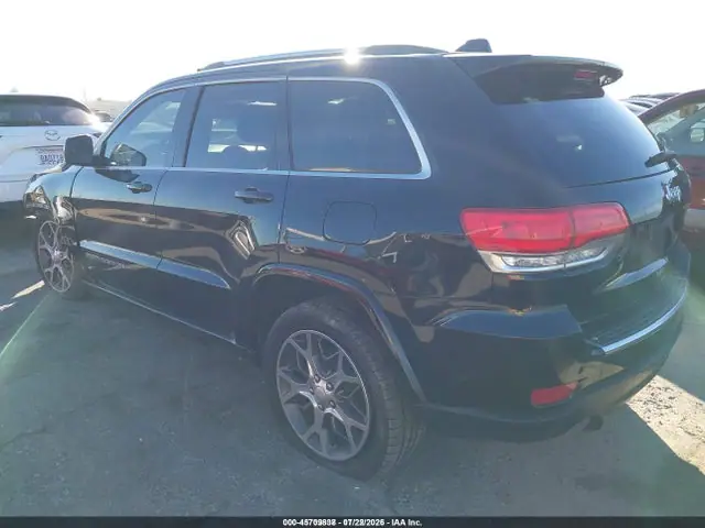 1C4RJEBG5JC204837 — 2018 Jeep Grand Cherokee Sterling Edition 4X2, фото 3 с аукциона IAAI 14.10.2026, Передняя часть