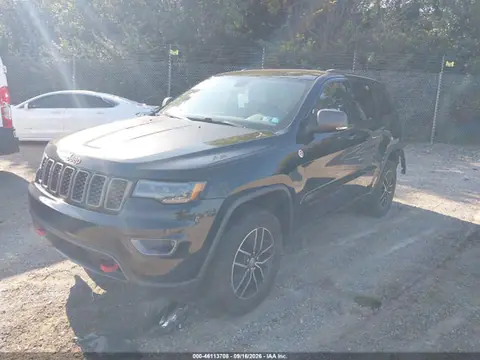 2017 Jeep Grand Cherokee Trailhawk 4x4 VIN 1C4RJFLG4HC635751 фото 2