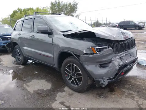 1C4RJFLT6MC587032 — 2021 Jeep Grand Cherokee Trailhawk 4X4, Передняя часть (Front & Rear), фото до ремонта