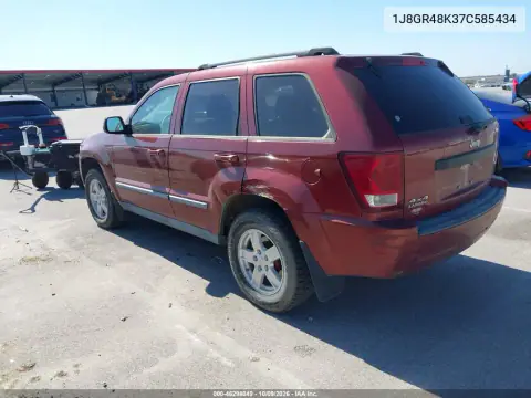 2007 Jeep Grand Cherokee Laredo VIN 1J8GR48K37C585434 фото 4
