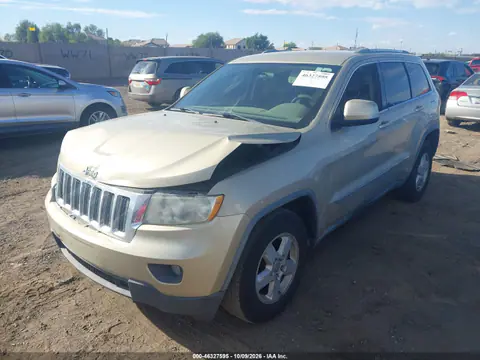 2011 Jeep Grand Cherokee Laredo VIN 1J4RS4GGXBC573480 фото 3