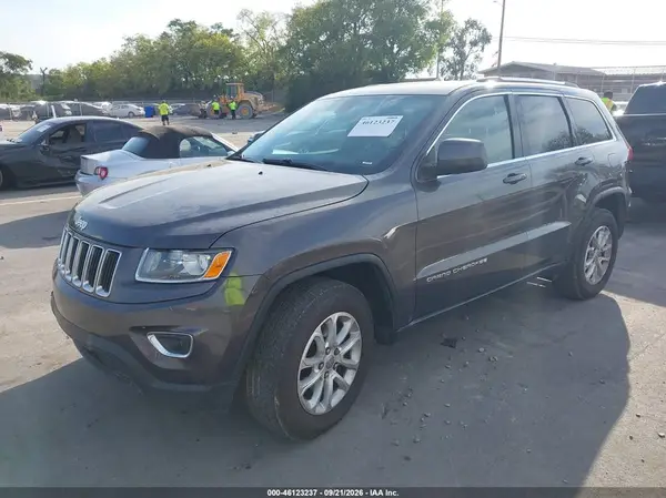 1C4RJEAG7GC390987 — 2016 Jeep Grand Cherokee, фото 2 с аукциона IAAI 01.10.2026, Задняя часть
