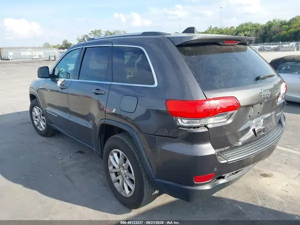 1C4RJEAG7GC390987 — 2016 Jeep Grand Cherokee, фото 3 с аукциона IAAI 01.10.2026, Задняя часть
