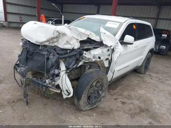 1C4RJEAG5GC360791 — 2016 Jeep Grand Cherokee, фото 2 с аукциона IAAI, Передняя часть