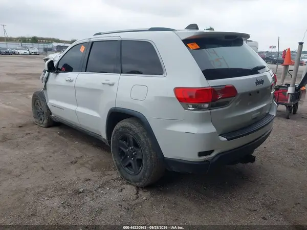 1C4RJEAG5GC360791 — 2016 Jeep Grand Cherokee, фото 3 с аукциона IAAI, Передняя часть