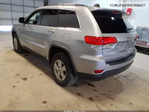 2017 Jeep Grand Cherokee Laredo 4X4 VIN 1C4RJFAG9HC908637 фото 4