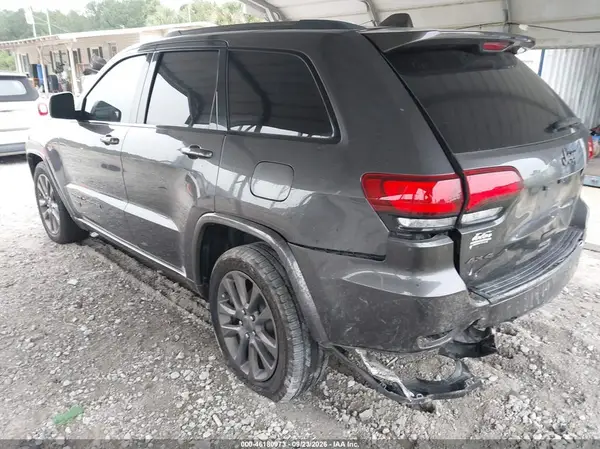 1C4RJFBG2HC663436 — 2017 Jeep Grand Cherokee, фото 3 с аукциона IAAI, Задняя часть