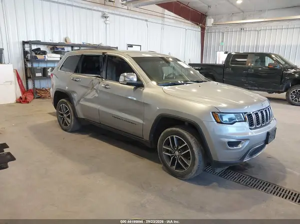 1C4RJFBG1HC932235 — 2017 Jeep Grand Cherokee, Правый бок (Right Side), фото до ремонта