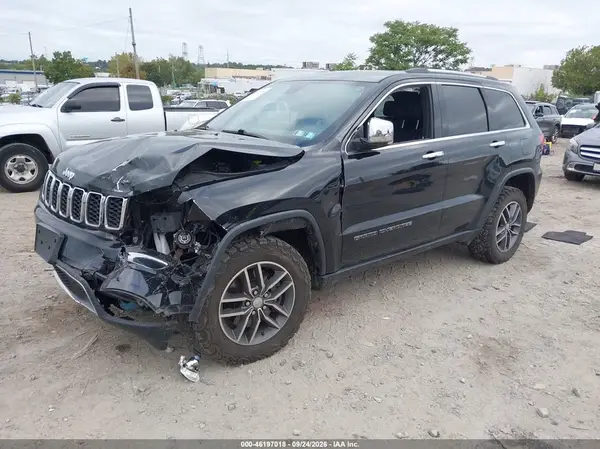 1C4RJFBT1HC915013 — 2017 Jeep Grand Cherokee, фото 2 с аукциона IAAI, Передняя часть