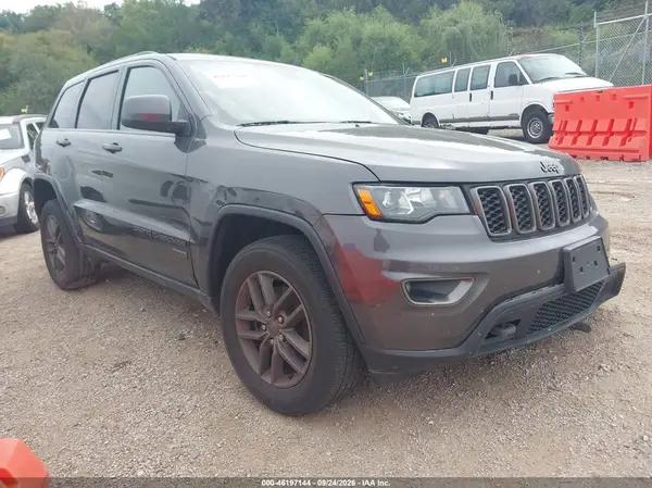 1C4RJFAG0HC676719 — 2017 Jeep Grand Cherokee, Передняя часть (Front End), фото до ремонта