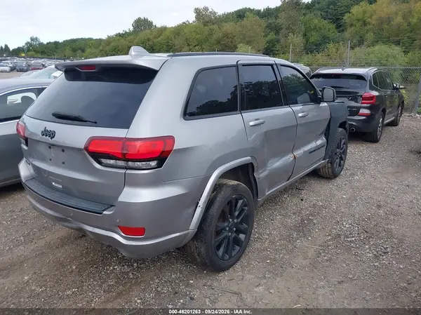 1C4RJFAG5HC910353 — 2017 Jeep Grand Cherokee, фото 4 с аукциона IAAI, Левый и правый бока