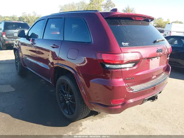1C4RJFAG4HC767928 — 2017 Jeep Grand Cherokee, фото 3 с аукциона IAAI, Передняя часть слева
