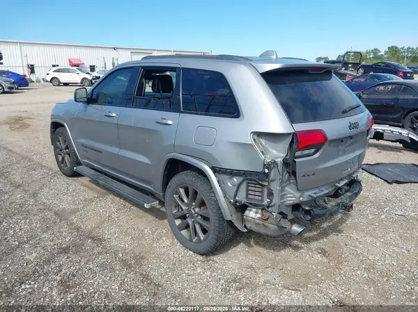 1C4RJFBGXHC646898 — 2017 Jeep Grand Cherokee, фото 3 с аукциона IAAI, Передняя часть