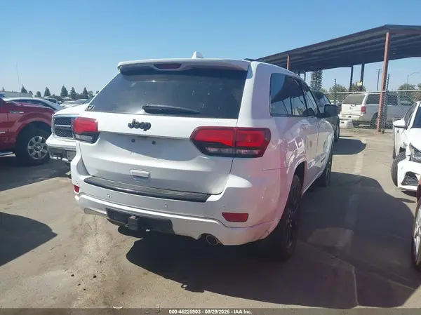 1C4RJEAG9HC813392 — 2017 Jeep Grand Cherokee, фото 4 с аукциона IAAI, Естественный износ