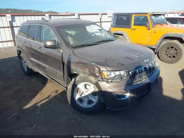 1C4RJFAGXHC759378 — 2017 Jeep Grand Cherokee, Передняя часть справа (Right Front), фото до ремонта