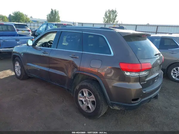 1C4RJFAGXHC759378 — 2017 Jeep Grand Cherokee, фото 3 с аукциона IAAI, Передняя часть справа