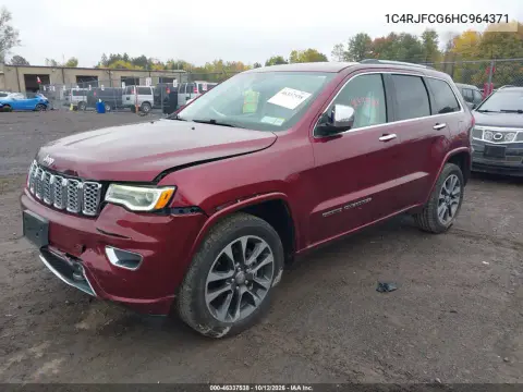 2017 Jeep Grand Cherokee Overland 4X4 VIN 1C4RJFCG6HC964371 фото 3