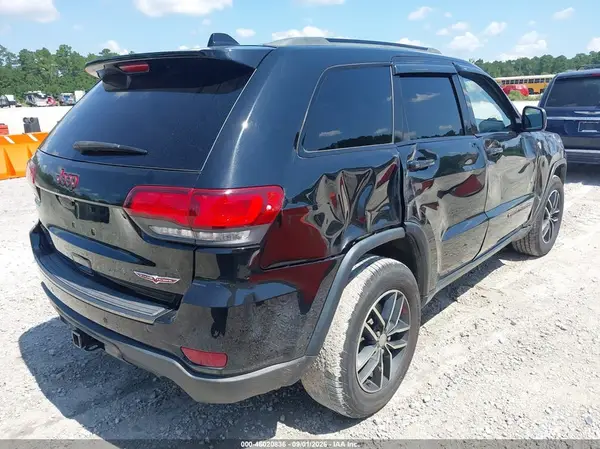 1C4RJFLT8JC363563 — 2018 Jeep Grand Cherokee, фото 4 с аукциона IAAI 13.10.2026, Естественный износ