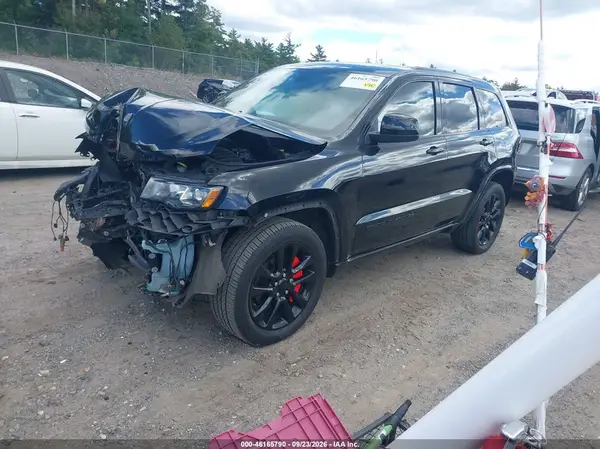 1C4RJFAGXJC464786 — 2018 Jeep Grand Cherokee, фото 2 с аукциона IAAI, Передняя часть