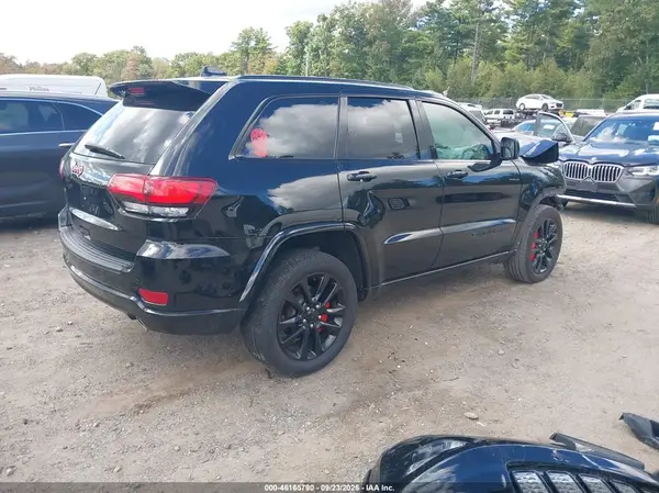 1C4RJFAGXJC464786 — 2018 Jeep Grand Cherokee, фото 4 с аукциона IAAI, Передняя часть