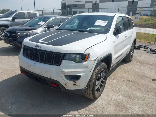1C4RJFLG4JC221150 — 2018 Jeep Grand Cherokee, фото 2 с аукциона IAAI, Передняя часть