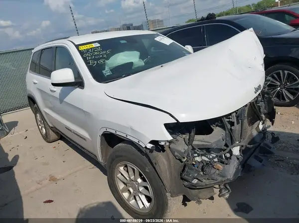 1C4RJEAG0JC182022 — 2018 Jeep Grand Cherokee, Передняя часть (Front End), фото до ремонта