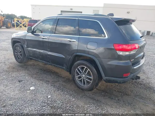 1C4RJEBG5JC131243 — 2018 Jeep Grand Cherokee, фото 3 с аукциона IAAI, Левый бок
