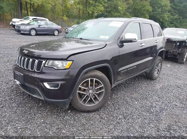 1C4RJFBG2JC268694 — 2018 Jeep Grand Cherokee, фото 2 с аукциона IAAI, Передняя часть справа