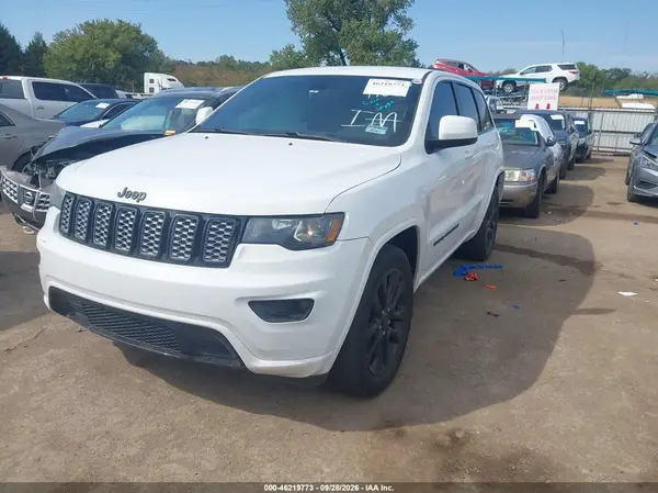 1C4RJFAG9JC449700 — 2018 Jeep Grand Cherokee, фото 2 с аукциона IAAI, Правый бок