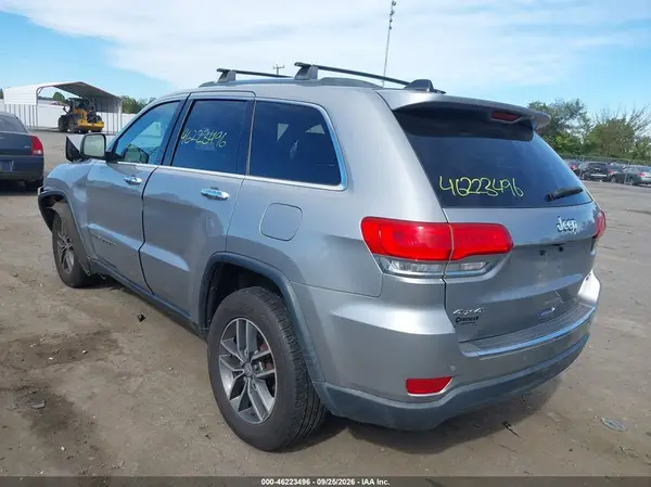 1C4RJFBG4JC347526 — 2018 Jeep Grand Cherokee, фото 3 с аукциона IAAI, Передняя часть