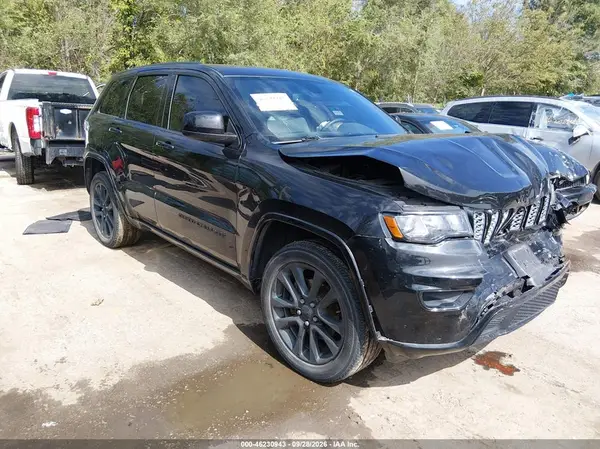 1C4RJFAGXJC468479 — 2018 Jeep Grand Cherokee, Передняя часть (Front End), фото до ремонта