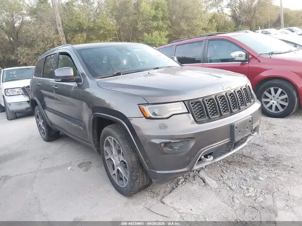 1C4RJEBG0JC125608 — 2018 Jeep Grand Cherokee, Естественный износ (Normal Wear & Tear), фото до ремонта