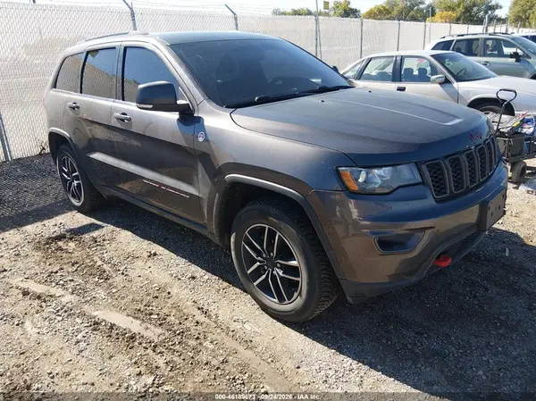 1C4RJFLG4KC686707 — 2019 Jeep Grand Cherokee, Град (Hail), фото до ремонта