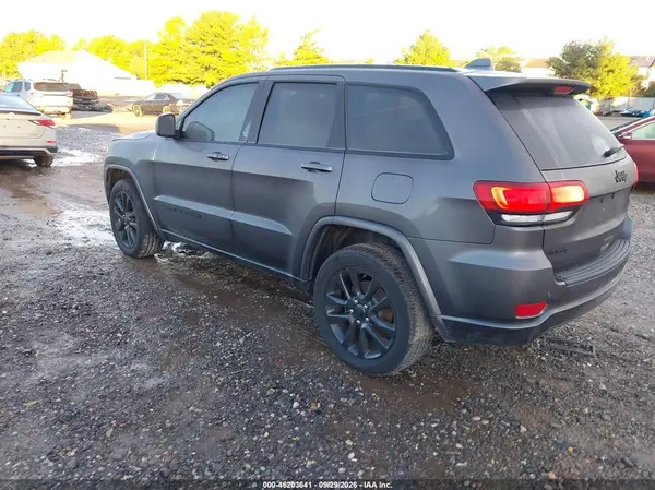 1C4RJFAGXKC573928 — 2019 Jeep Grand Cherokee, фото 3 с аукциона IAAI, Угон