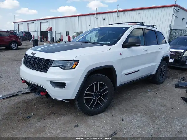 1C4RJFLG6KC641137 — 2019 Jeep Grand Cherokee, фото 2 с аукциона IAAI, Передняя часть