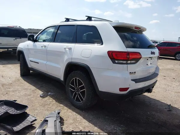 1C4RJFLG6KC641137 — 2019 Jeep Grand Cherokee, фото 3 с аукциона IAAI, Передняя часть
