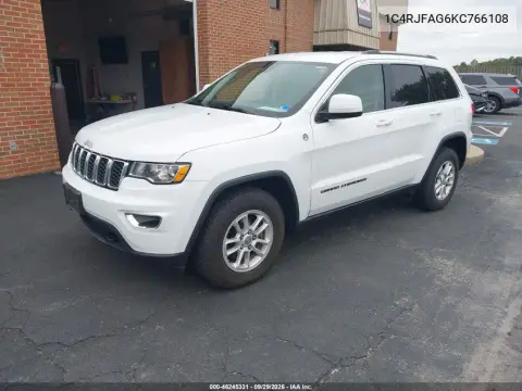 2019 Jeep Grand Cherokee Laredo E 4X4 VIN 1C4RJFAG6KC766108 фото 3