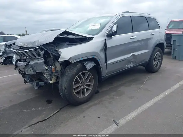 1C4RJFBG0LC419390 — 2020 Jeep Grand Cherokee, фото 2 с аукциона IAAI, Передняя часть