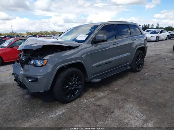 1C4RJFAG7MC704462 — 2021 Jeep Grand Cherokee, фото 2 с аукциона IAAI, Передняя часть