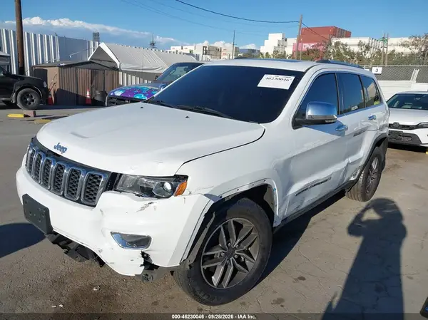 1C4RJEBG7NC128320 — 2022 Jeep Grand Cherokee, фото 2 с аукциона IAAI, Передняя часть