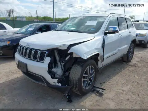 1C4RJFBG9NC121309 — 2022 Jeep Grand Cherokee, фото 2 с аукциона IAAI, Боковая часть
