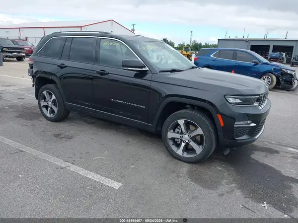 1C4RJYB61P8786035 — 2023 Jeep Grand Cherokee, Задняя часть (Rear), фото до ремонта